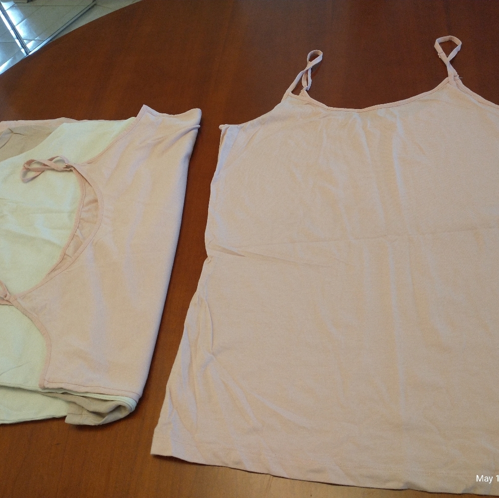 🌺TIME AND TRU STRAPLESS CAMI - Picture 3 of 7